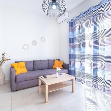Bright Apartment In ピレウス エクステリア 写真